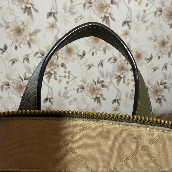 Michael Kors Olive Backpack, rare find, sold out everywhere. NWOT - Picture 7 of 9